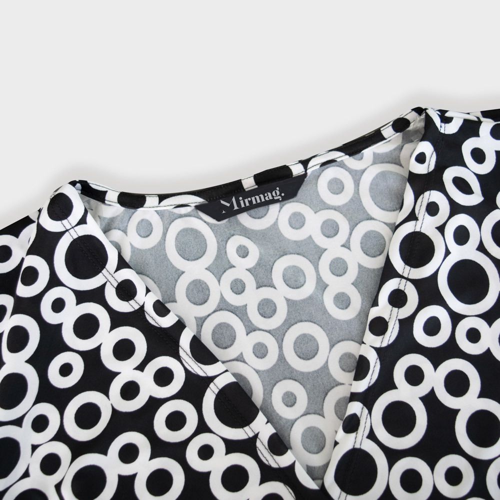 vestido estampado negro circulos blancos moda moderna confeccion ropa quito ecuador mirmag copy